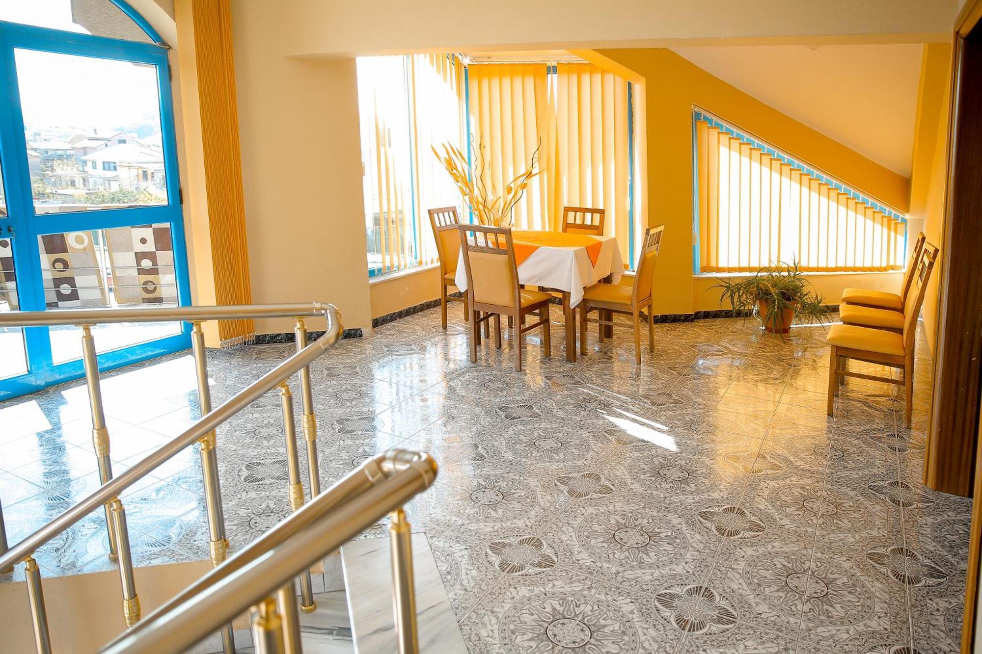 Hotel Ambasador Bahcallek Ngoại thất bức ảnh